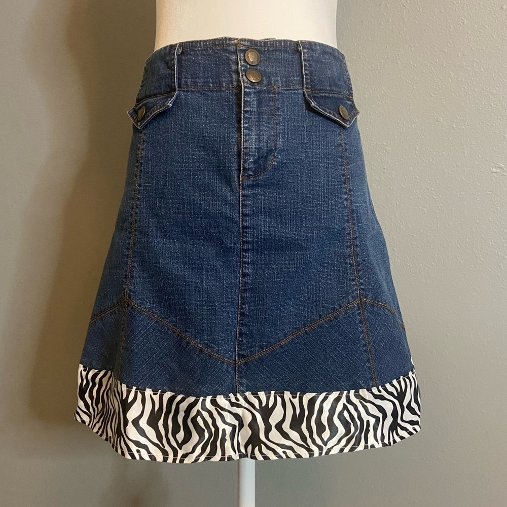 DKNY Jeans New York City Denim Skirt with Zebra Animal Print Y2K 90's Size 10